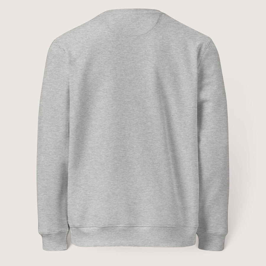 Sweat-shirt ETHIKKALL gris en coton biologique avec détail demi-lune à l'arrière, coupe décontractée.