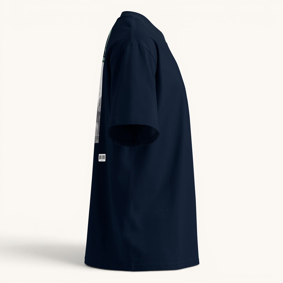 T-shirt ample bleu marine ETHIKKALL en coton biologique avec col montant et épaules tombantes, idéal pour le streetwear.