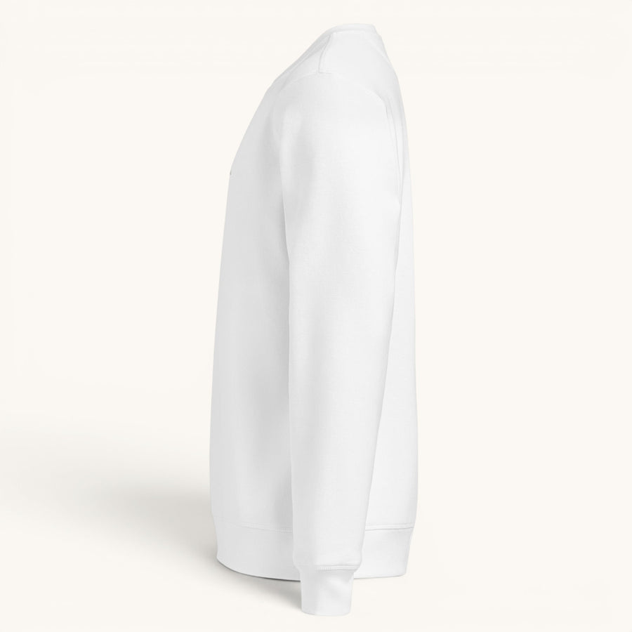 ETHIKKALL sweat-shirt blanc en coton biologique avec détail demi-lune à l'arrière, coupe décontractée.