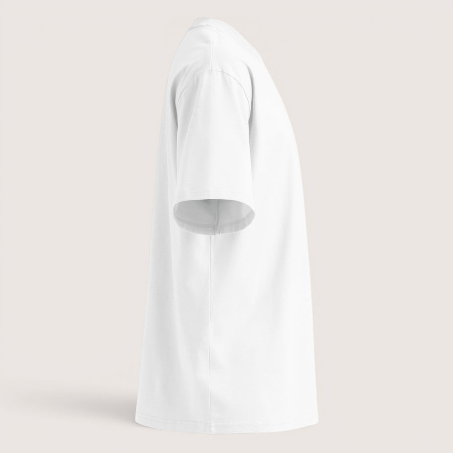 ETHIKKALL T-shirt blanc ample en coton biologique avec épaules tombantes et col rond.