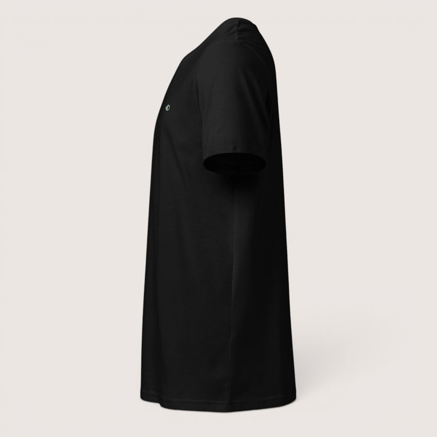 ETHIKKALL t-shirt noir 100% coton biologique, coupe droite, manches courtes, col rond, idéal pour un look décontracté et éco-responsable.