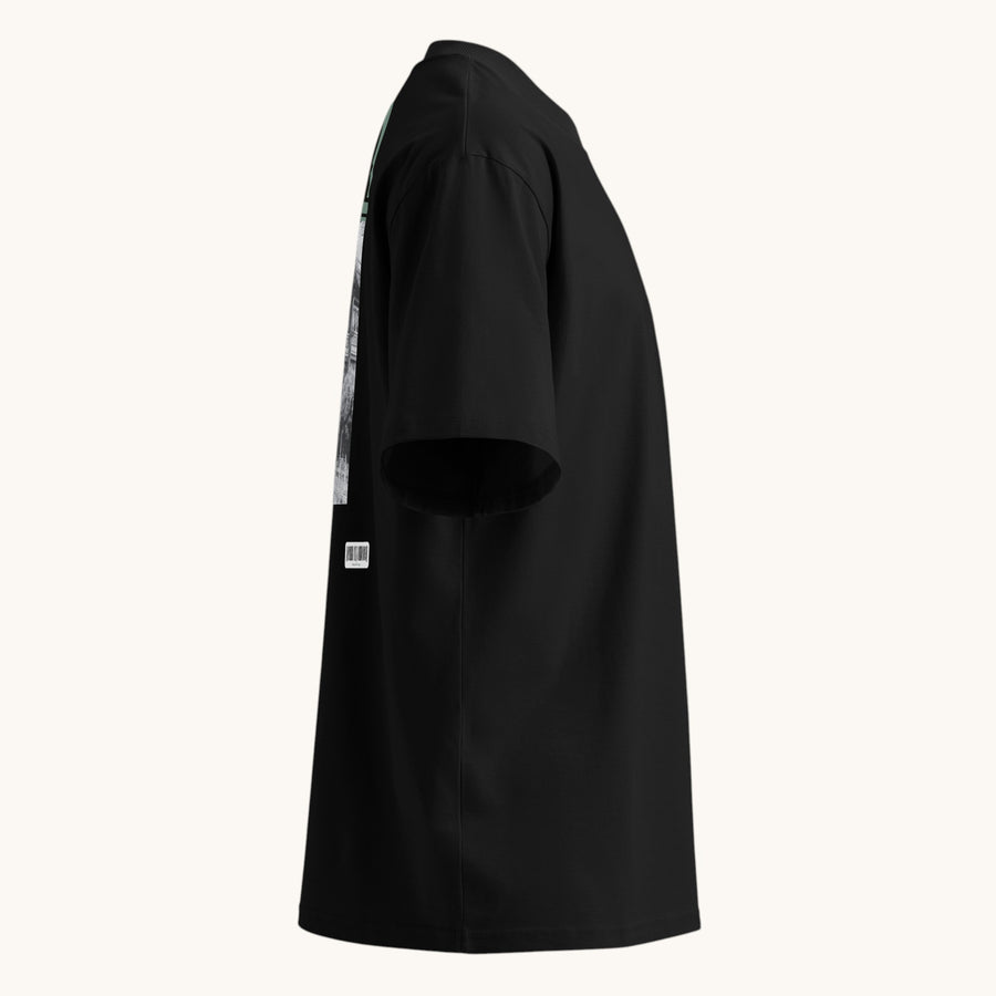 ETHIKKALL T-shirt noir ample en coton biologique avec col montant et épaules tombantes, idéal pour le streetwear.